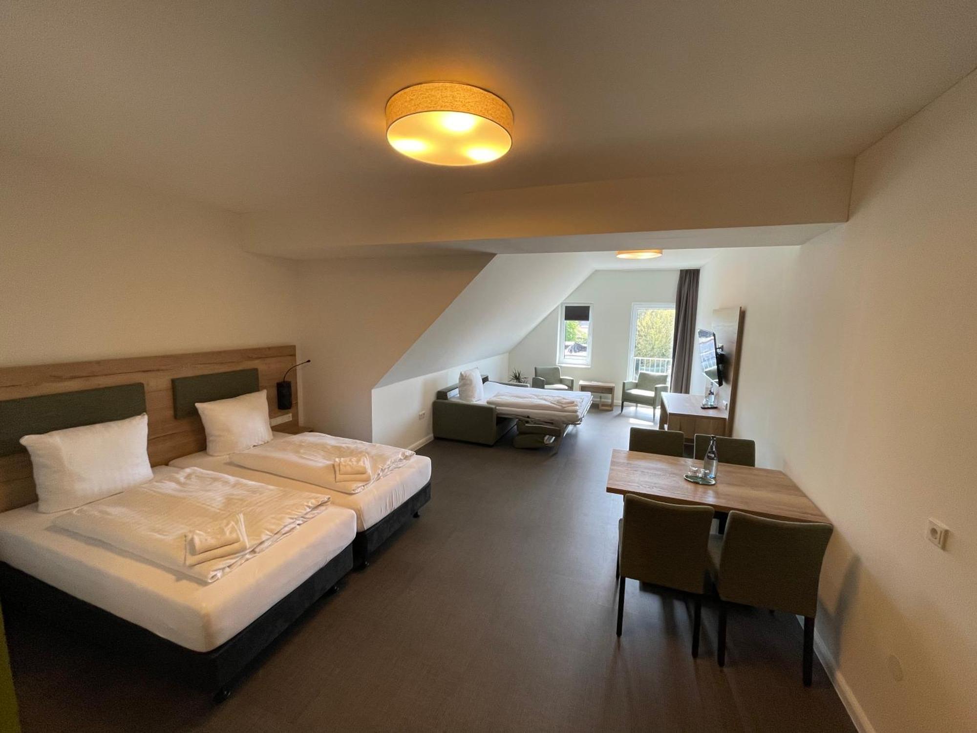 Hotel Am Pferdemarkt Aurich Buitenkant foto
