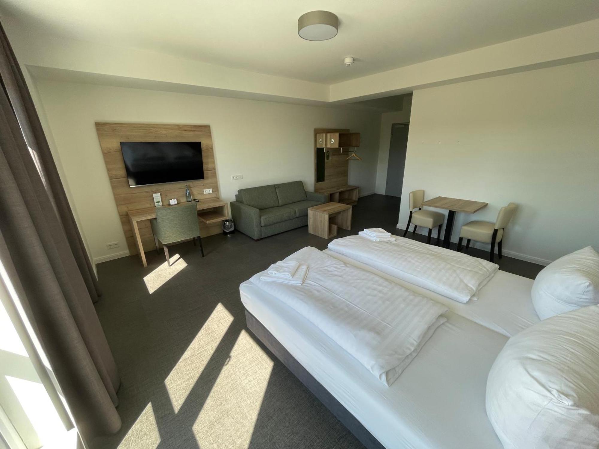 Hotel Am Pferdemarkt Aurich Buitenkant foto